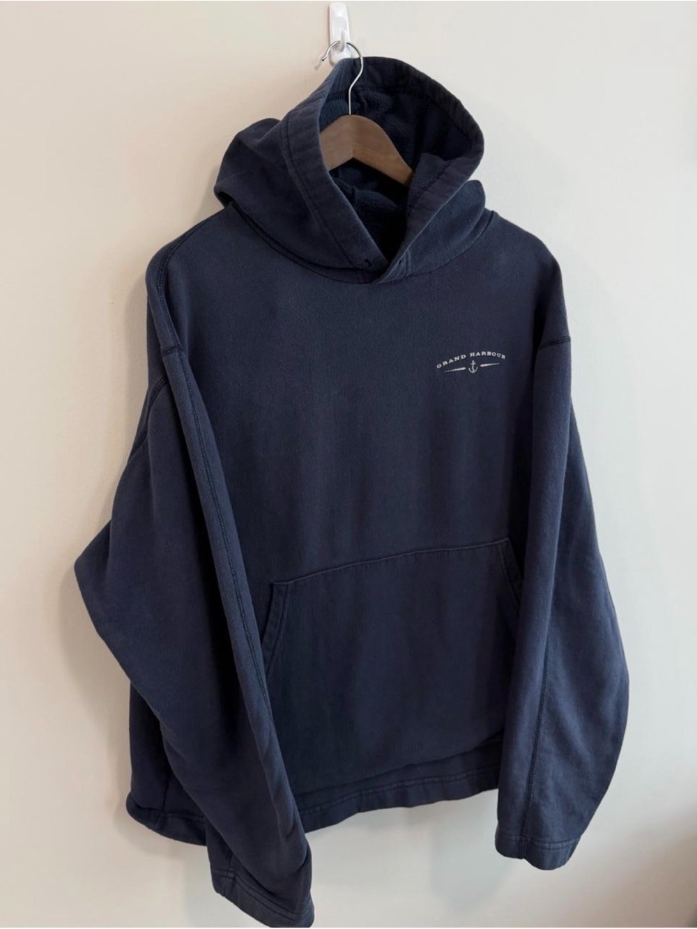 Vintage Grand Harbour Sweater | Men's Size Medium | Neutral Essential